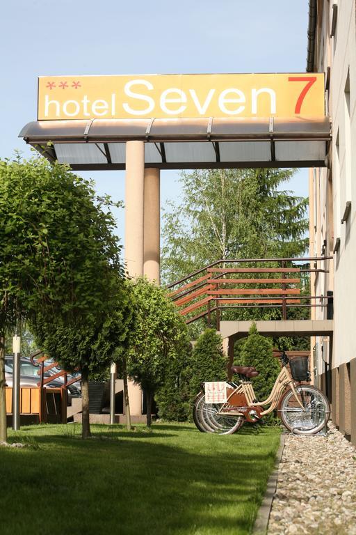 Hotel Seven 7 Kaliszki Kültér fotó