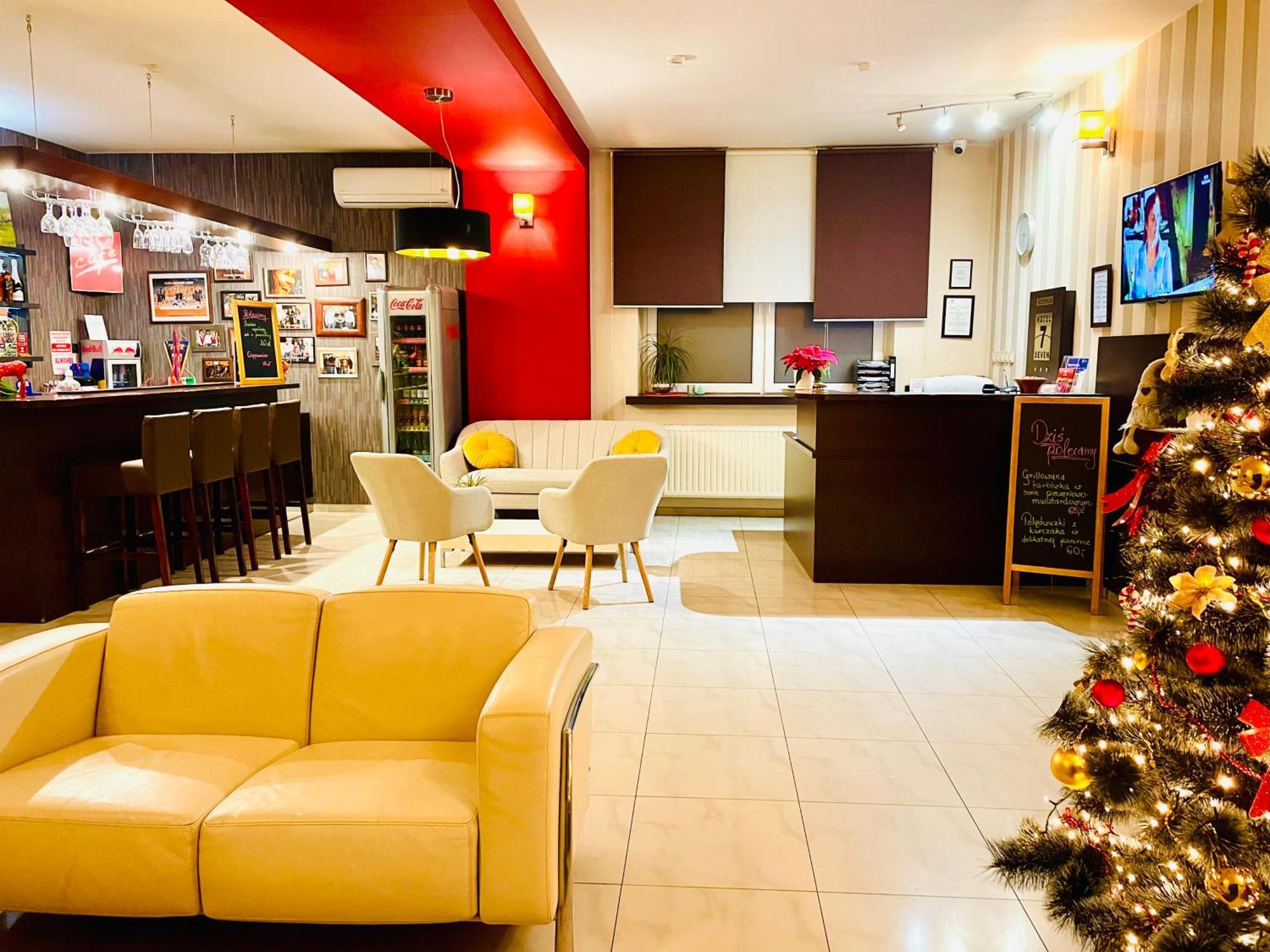 Hotel Seven 7 Kaliszki Kültér fotó