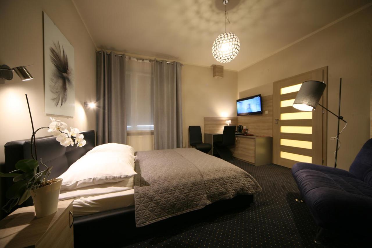 Hotel Seven 7 Kaliszki Kültér fotó