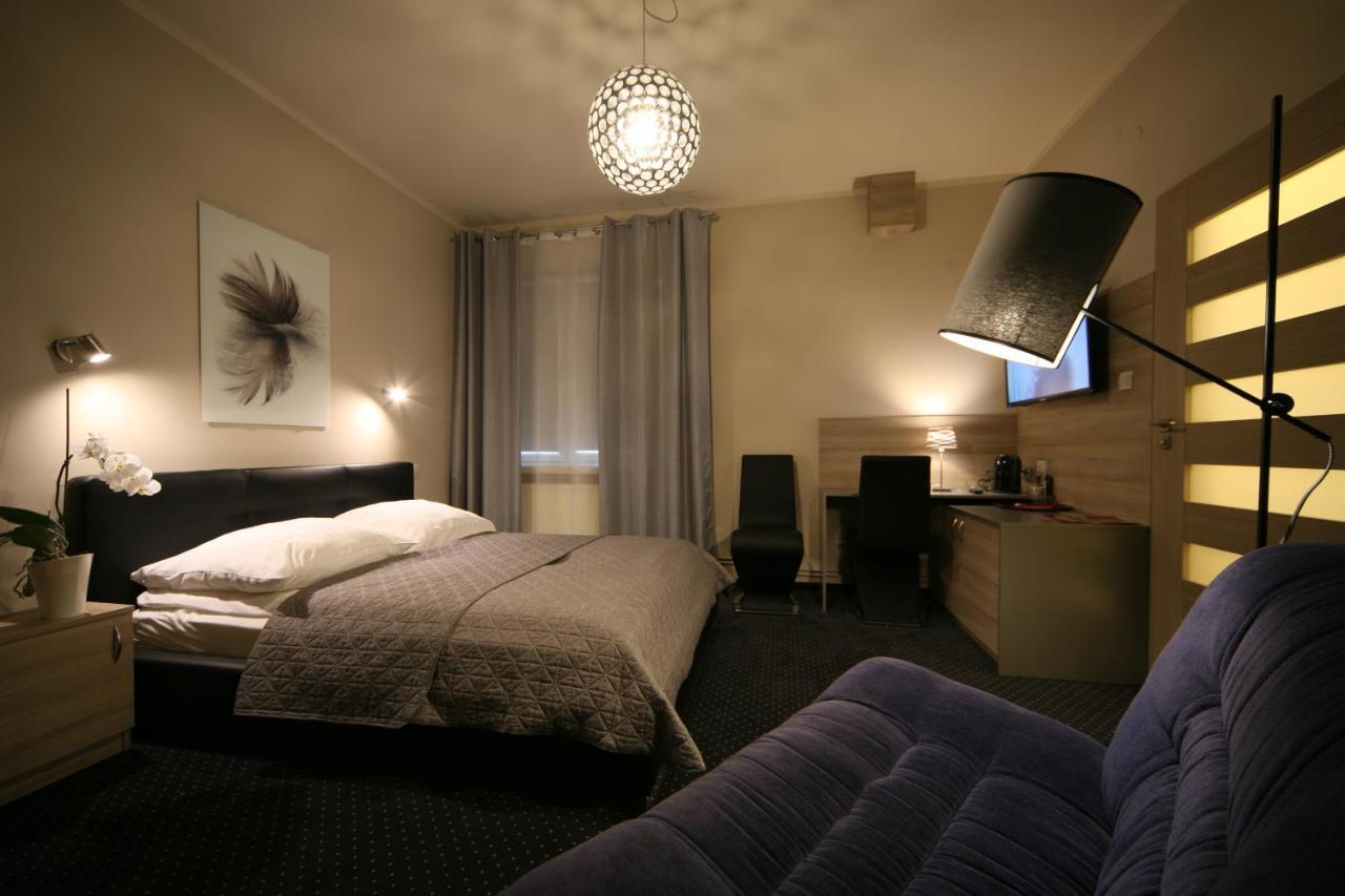Hotel Seven 7 Kaliszki Kültér fotó