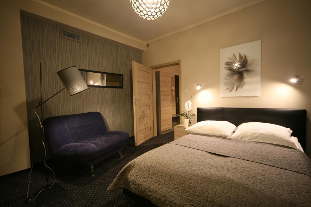 Hotel Seven 7 Kaliszki Kültér fotó